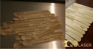 Khắc laser lên que đè lưỡi que kem 5p lấy ngay